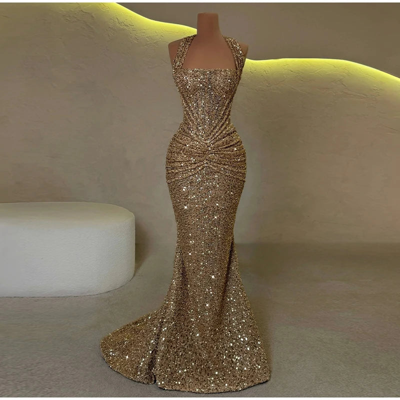Abito da Sera a Sirena con Paillettes, Dorato, Aderente, Scintillante, con Vita Arricciata, Elegante e Chic per Feste Femminili 2026