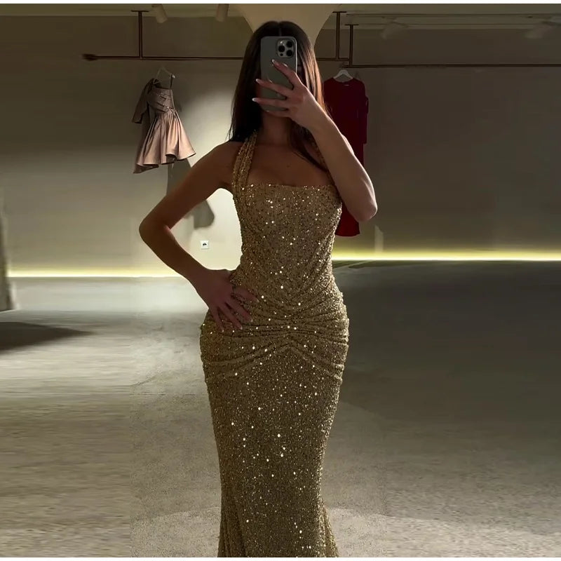 Abito da Sera a Sirena con Paillettes, Dorato, Aderente, Scintillante, con Vita Arricciata, Elegante e Chic per Feste Femminili 2026
