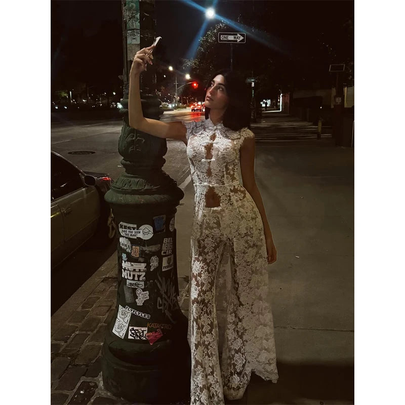 Sexy Hollow Out Women See-through Lace Up Party Dress femminile maniche svasate petto avvolto abiti 2024 Summer Lady Seaside Gowns