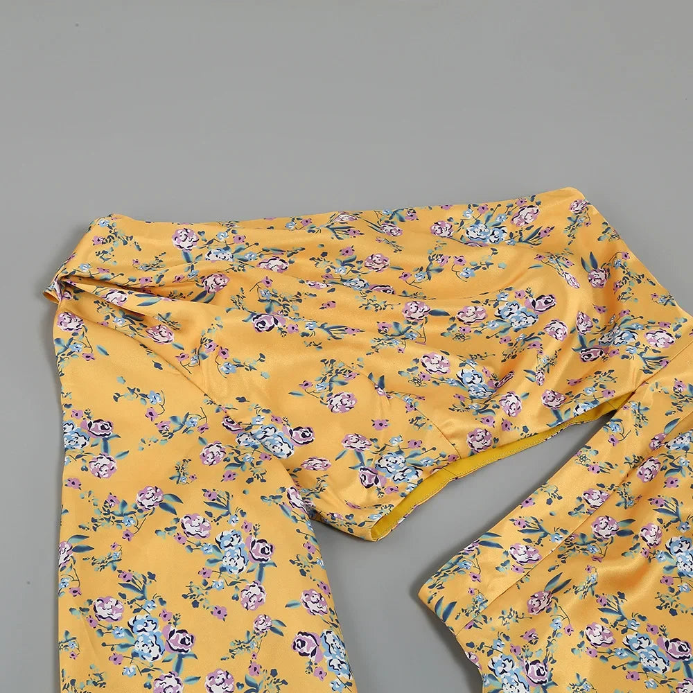 Abito Elegante e Sexy con Stampa Floreale, Orlo Asimmetrico, Collo Alto, Maniche a Palloncino, Lunghezza al Ginocchio