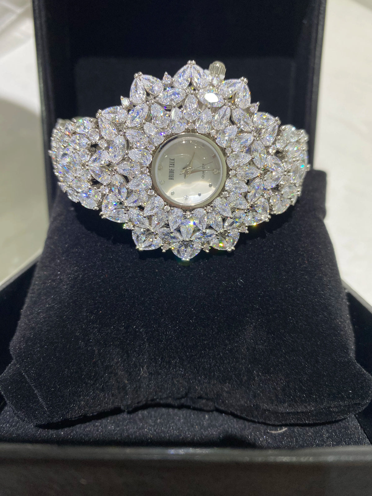 016010 Orologio di lusso da donna Bracciale per orologio in cristallo di zircone AAA per movimento di gioielli per feste di nozze Accessori per orologi impermeabili