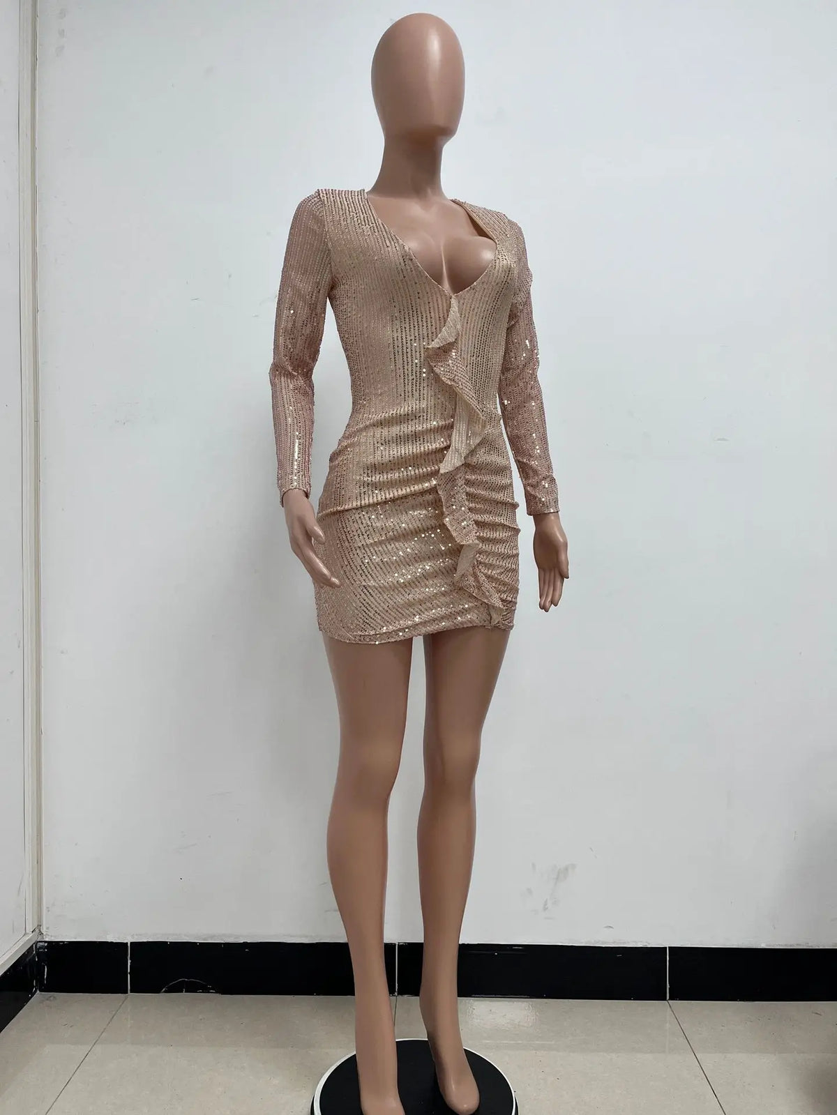 Abito V-link Abiti 2025 Donna Ruffles Maniche lunghe Pieghettato Tinta unita Paillettes Temperamento Sexy Elegante Tinta unita