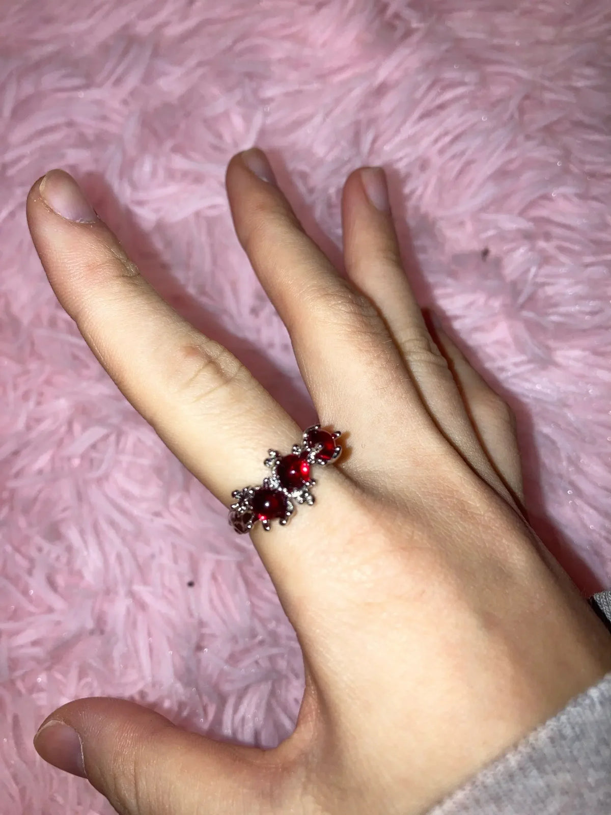 Anillos ajustables estéticos de corazón de cristal rojo irregular de apertura nueva para mujer, anillo gótico de araña animal, joyería creativa