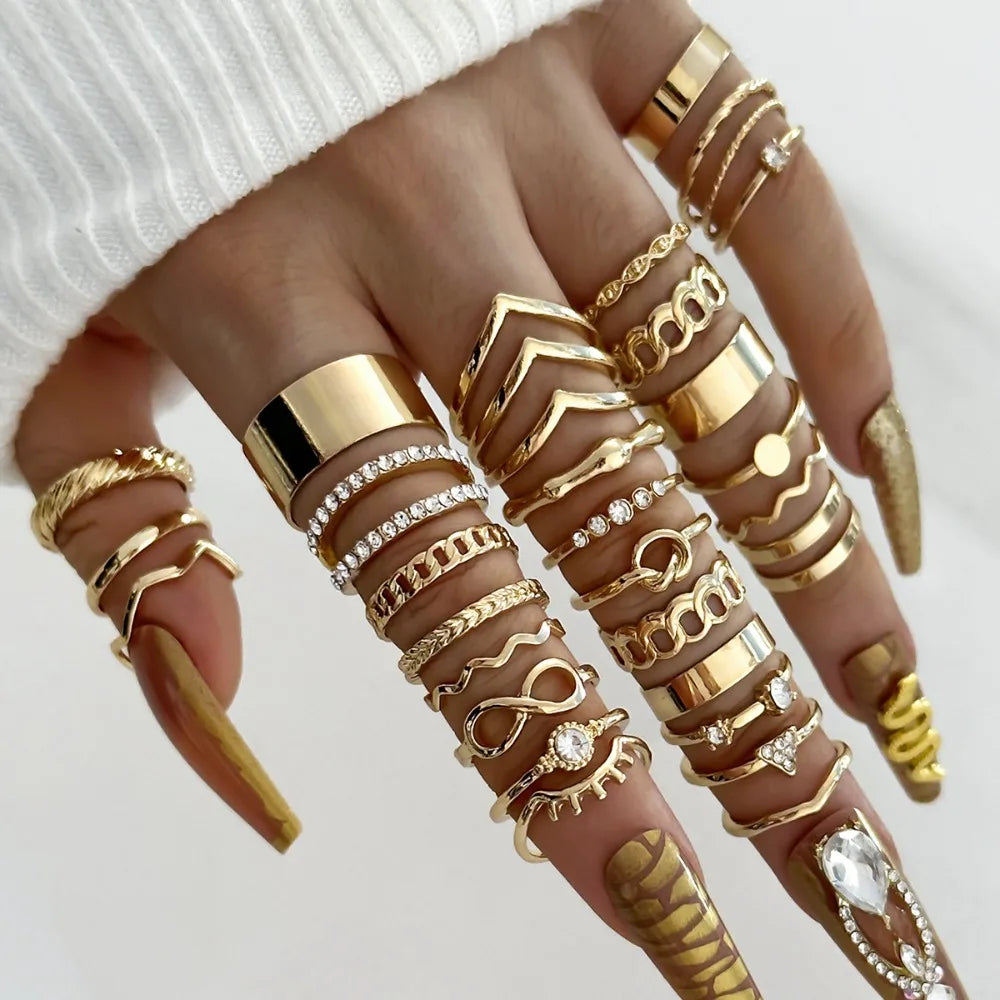 30 pezzi Set tendenza di lusso color oro geometrico a forma di 8 zirconi imitazione anelli di perle per le donne set di gioielli con ciondoli multi-pezzo