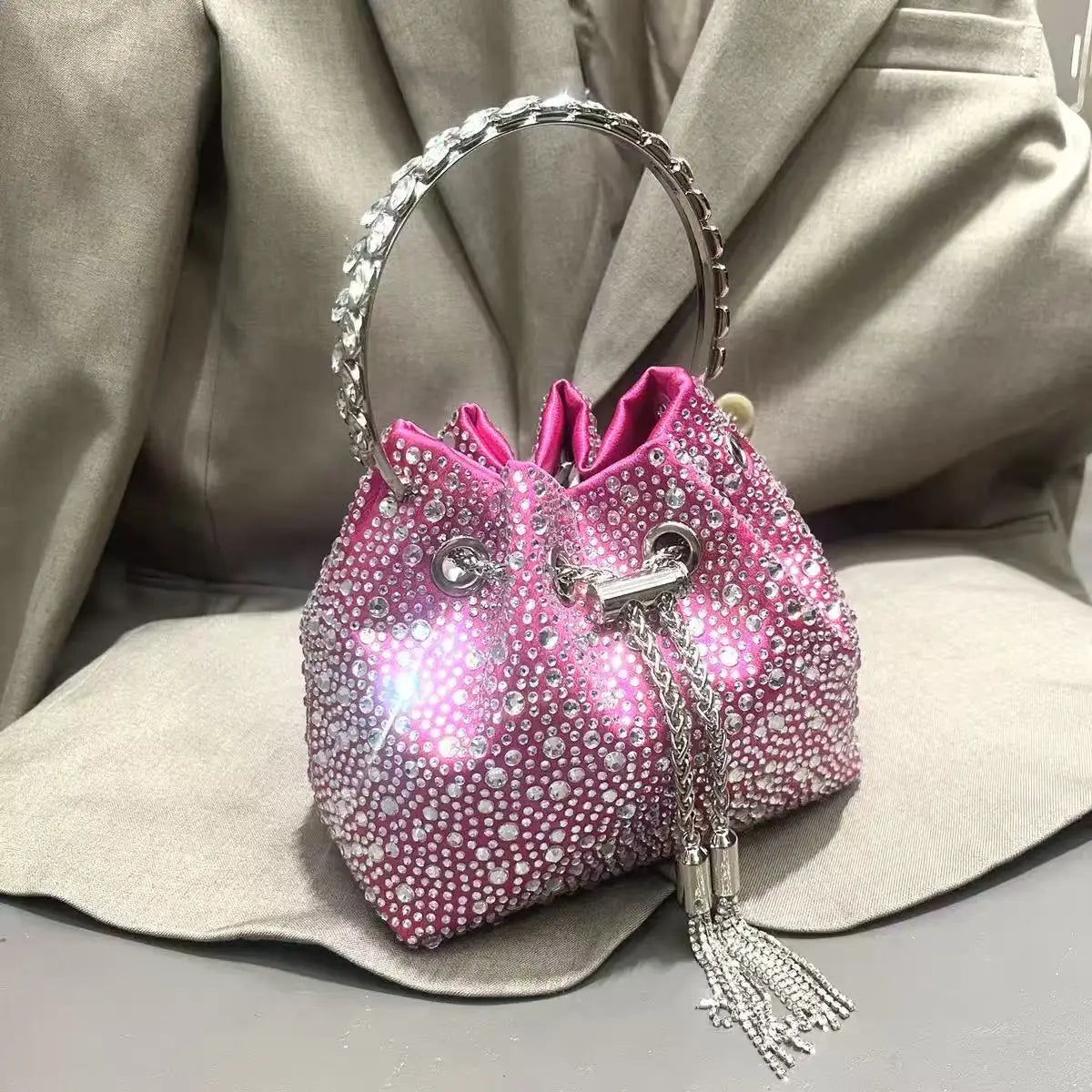 Borsa da donna di design di lusso Borsa con pochette con diamanti lucidi glitterati Borsa per banchetti per feste di nozze Borsa da sera con strass di cristallo