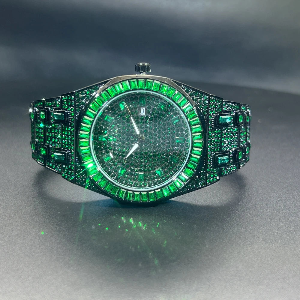 Nuovo orologio con diamanti verdi per uomo Orologi con diamanti Hip Hop di lusso Unico Bling Ice Out Luminoso impermeabile 2024 Orologio da polso per regalo
