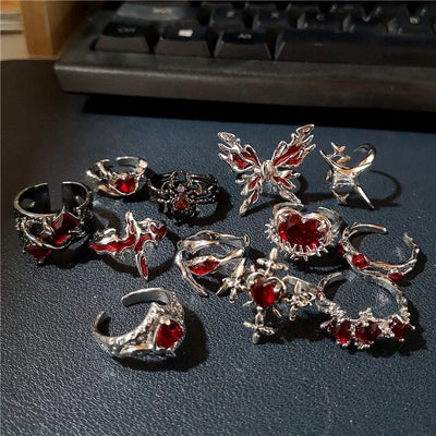 New Adjustable Opening Irregular Red Crystal Glass Heart Aesthetic Rings for Women Gothic Animal Spider Ring Creative Jewelry