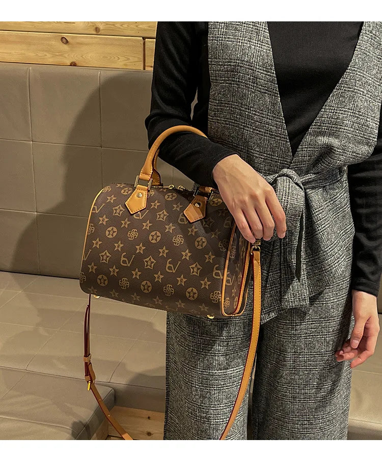 Borsa a Tracolla in Pelle per Donna, Borsa Messenger di Lusso di Marca Famosa, Design Classico ed Elegante