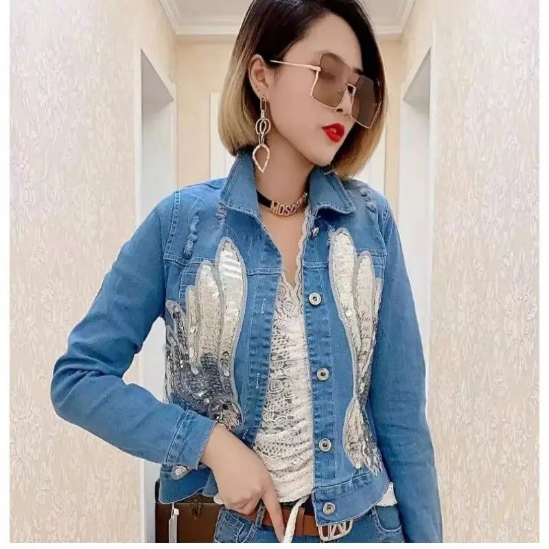 Giacca di Jeans Bianca con Paillettes da Donna, Abbigliamento Streetwear Primavera Autunno 2026, Nuova Giacca Corta Slim alla Moda con Ricami, Giacche in Denim Elasticizzato