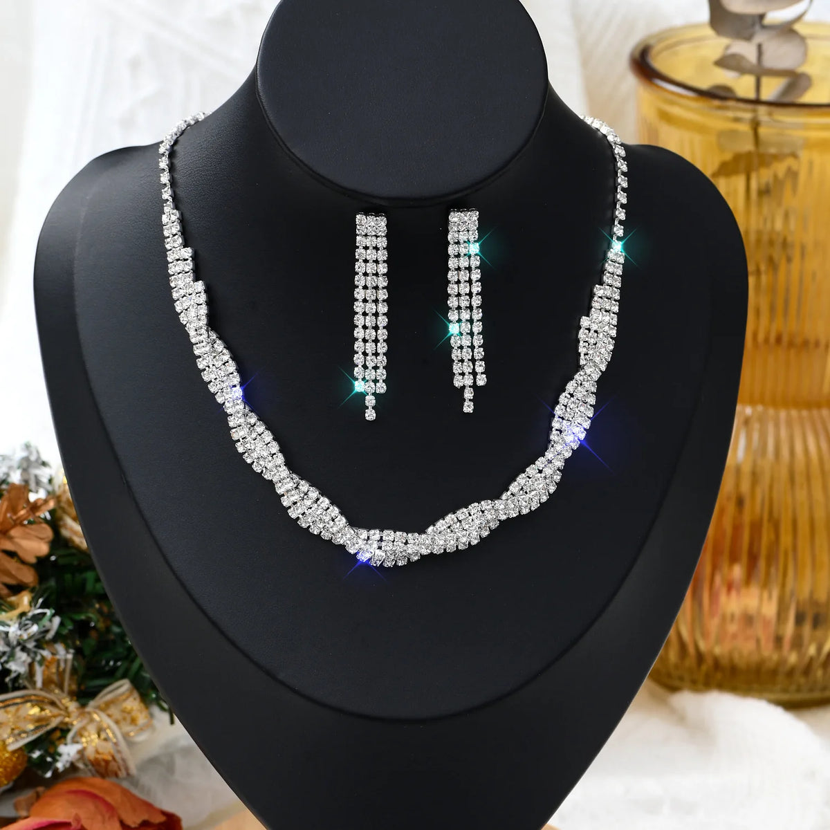 1 set di collane a catena con artigli intarsiati in rame alla moda, orecchini, set di gioielli, necessità quotidiane per feste di banchetti nuziali da donna