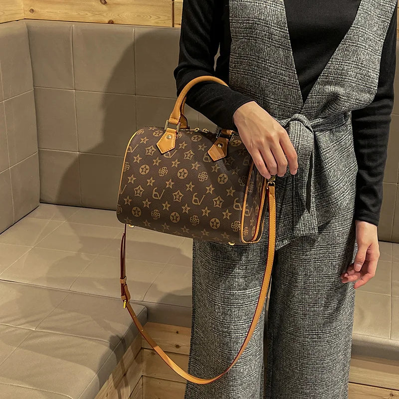 Borsa a Tracolla in Pelle per Donna, Borsa Messenger di Lusso di Marca Famosa, Design Classico ed Elegante