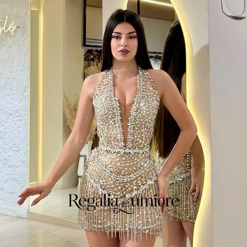 Abito da Cocktail Corto RL Personalizzato Sexy con Halter e Nappe Argentate, Cristalli Scintillanti, Corsetto di Lusso, Abito da Sera per Nightclub