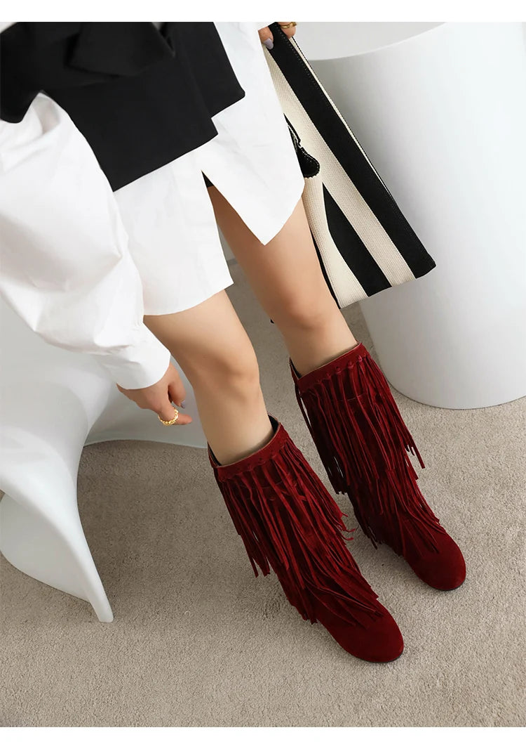 2025 Nuovi stivali alti Donna Bohemian Flock Nappa Stivali a metà polpaccio Stivaletti con zeppa Autunno Inverno Scarpe casual etniche zapatos de mujer