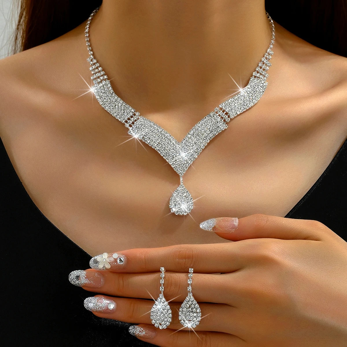1 set di collane a catena con artigli intarsiati in rame alla moda, orecchini, set di gioielli, necessità quotidiane per feste di banchetti nuziali da donna