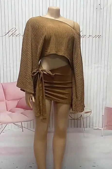 Set da 2 Pezzi per Donna, Elegante Completo da Spiaggia, Minigonna Sexy dal Design Chic, Top Corto Traspirante con Spalle Scoperte e Gonna Avvolgente