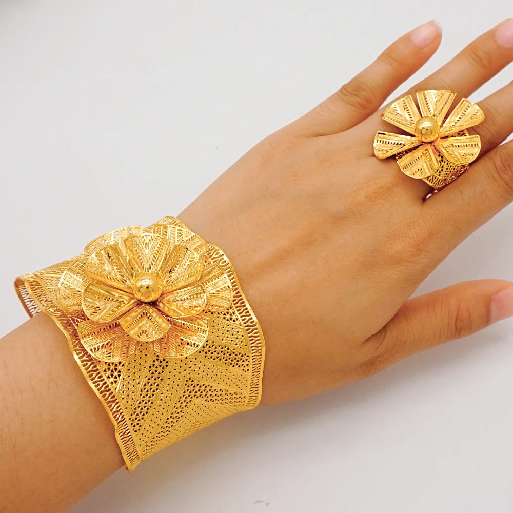 Bracciale color oro Dubai con anello per donna Bracciale con polsino a catena con ciondoli Bracciale indiano Arabo Francia Regali di gioielli da sposa