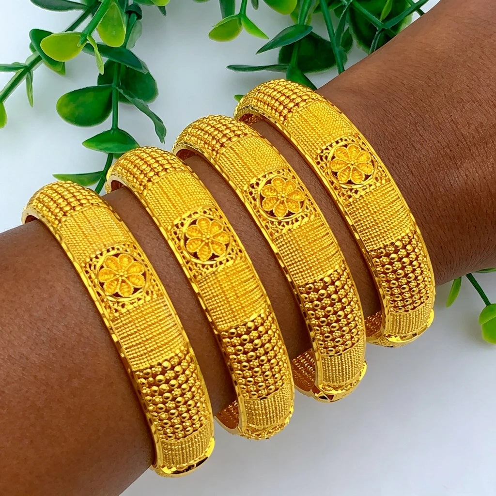 Bracciali e braccialetti placcati in oro di Dubai per donne, gioielli indiani, africani, arabi, etiopi, con ciondoli, per matrimoni e feste.