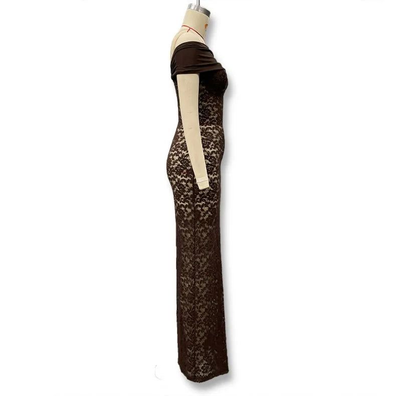 Abito lungo elegante da sera per damigella d'onore, sexy e alla moda, con scollo asimmetrico a spalla scoperta, in rete e con dettaglio avvolgente sui glutei.