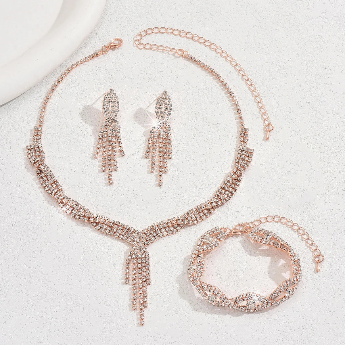 4 pezzi moda donna rame artiglio catena cava nappa collana orecchini braccialetto set di gioielli banchetto di nozze festa festival regalo
