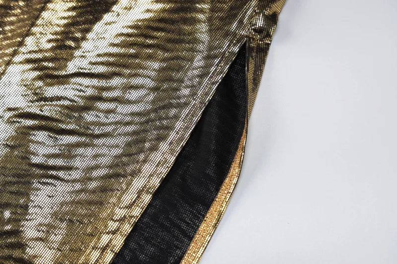 Abito corto elegante da donna sexy e alla moda con collo appeso, fondo senza schienale, abito da ballo per ragazza da festa con paillettes sul petto