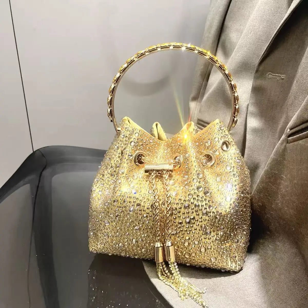 Borsa da donna di design di lusso Borsa con pochette con diamanti lucidi glitterati Borsa per banchetti per feste di nozze Borsa da sera con strass di cristallo