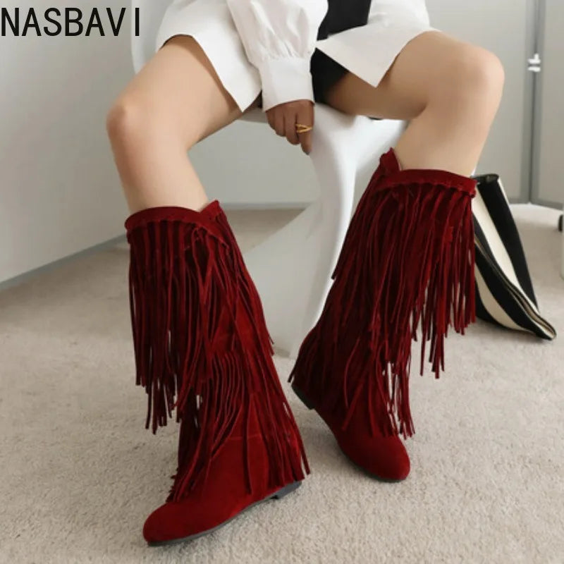 2025 Nuovi stivali alti Donna Bohemian Flock Nappa Stivali a metà polpaccio Stivaletti con zeppa Autunno Inverno Scarpe casual etniche zapatos de mujer