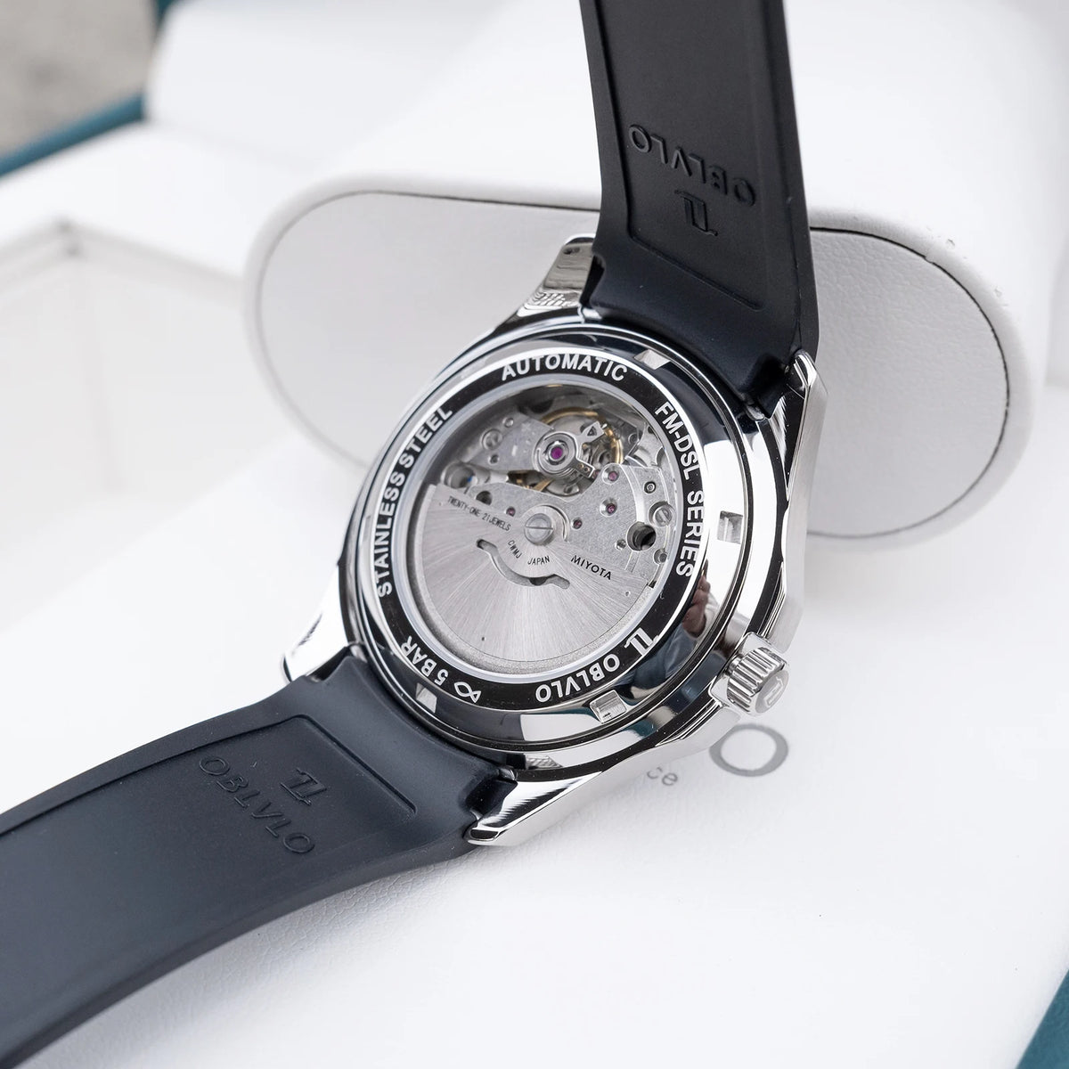 Orologio Quadrato di Lusso da Uomo OBLVLO con Movimento Meccanico Automatico, Diamanti Rosa, Cinturino in Silicone, Impermeabile FM-DSL