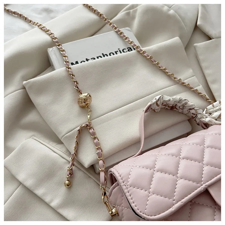 Borsa a tracolla estiva da donna, piccola e quadrata, stile elegante, nuova collezione 2026, di alta gamma, con catena e motivo a griglia
