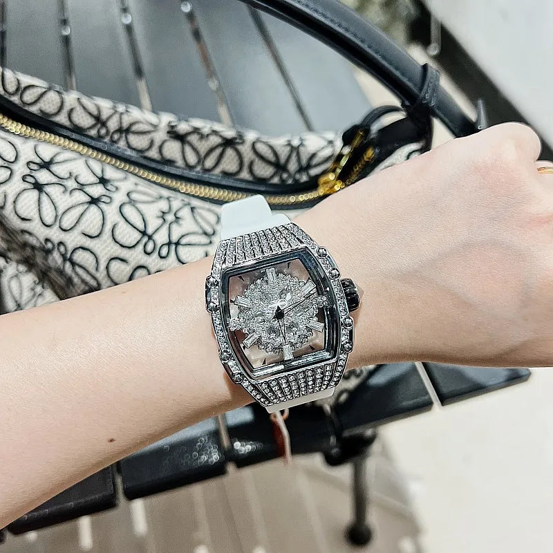 Orologio da donna di marca di lusso con fiocco di neve, strass, quadrante rotante con diamanti per orologio sportivo al quarzo da donna con cinturino in silicone