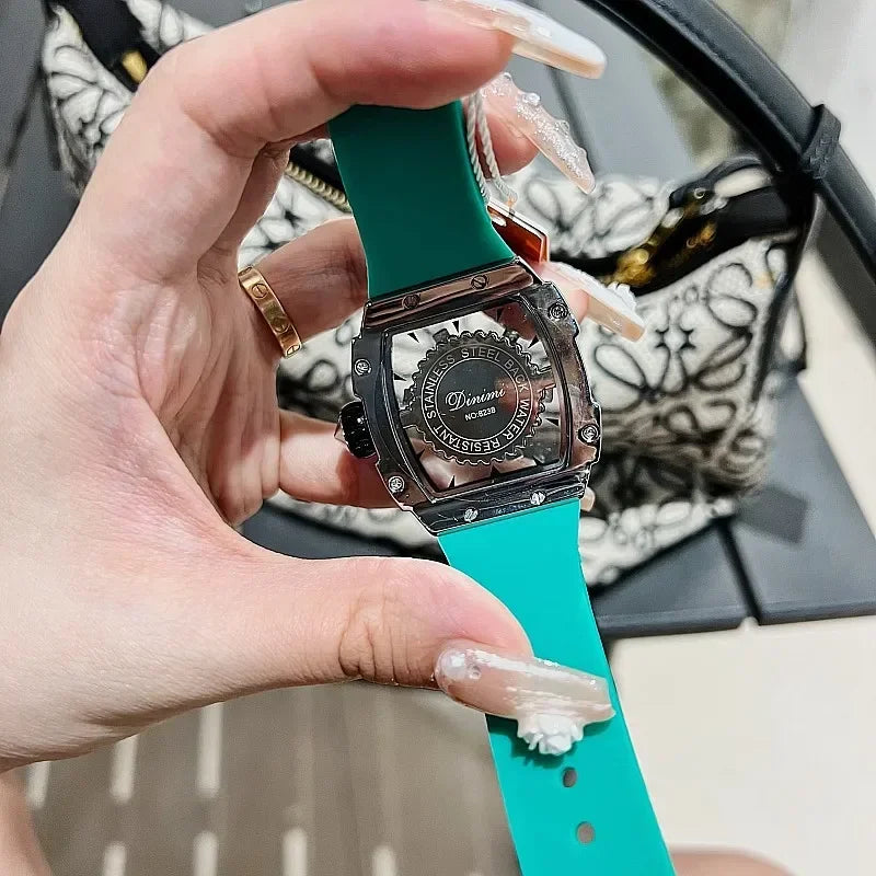 Orologio da donna di marca di lusso con fiocco di neve, strass, quadrante rotante con diamanti per orologio sportivo al quarzo da donna con cinturino in silicone