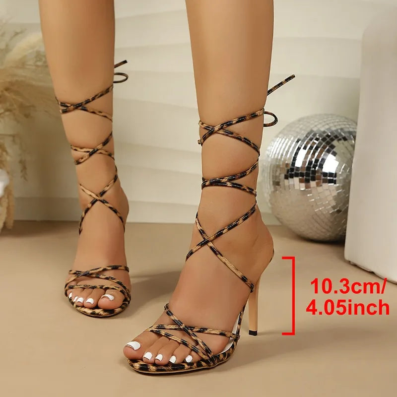 Sandali con tacco alto da donna, sandali con lacci e tacco a spillo in vernice, sandali con cinturini alla caviglia, scarpe sexy da donna