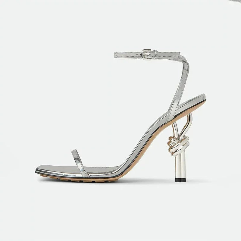 Sandali con tacco ultra alto con punta tonda da donna Tacchi sottili intrecciati in metallo Scarpe da donna sexy con punta aperta Tacchi strani Scarpe eleganti da donna